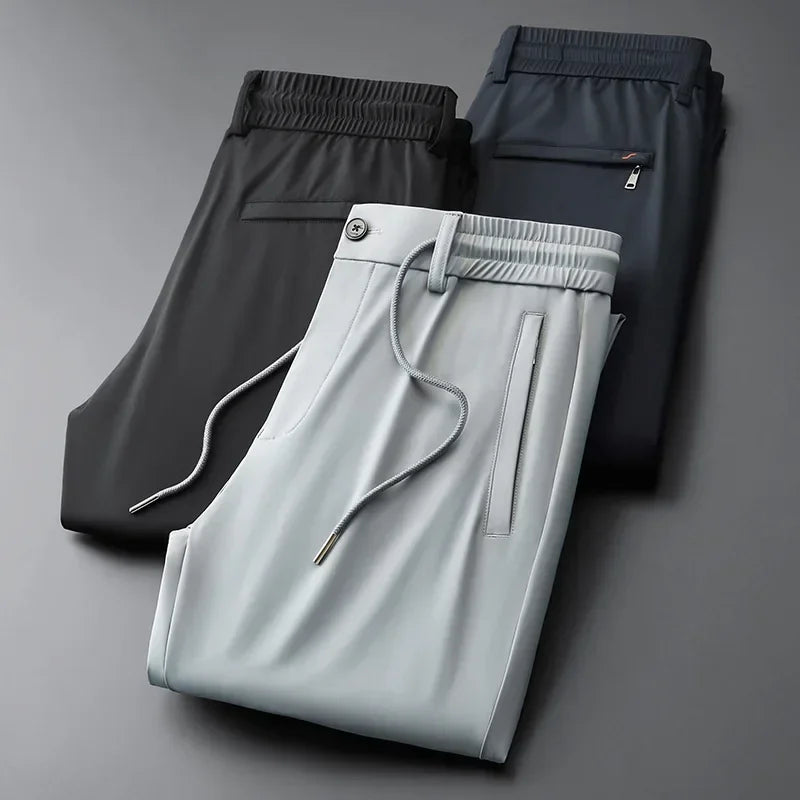Noam-Hose