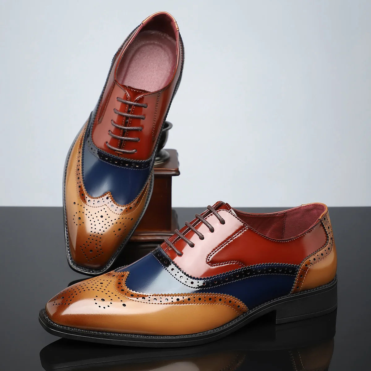 CASSIAN WINGTIP OXFORDS