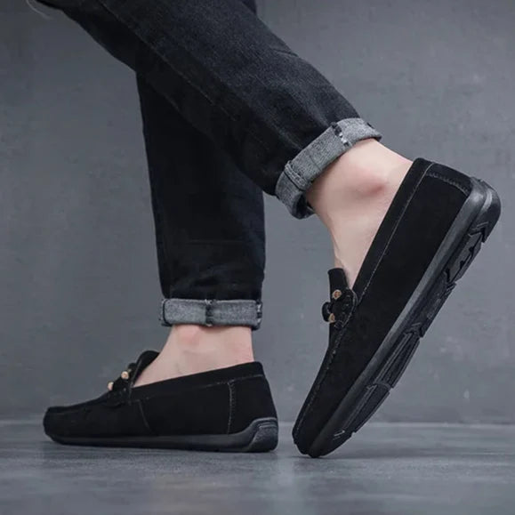 Mocassins Abtin em camurça