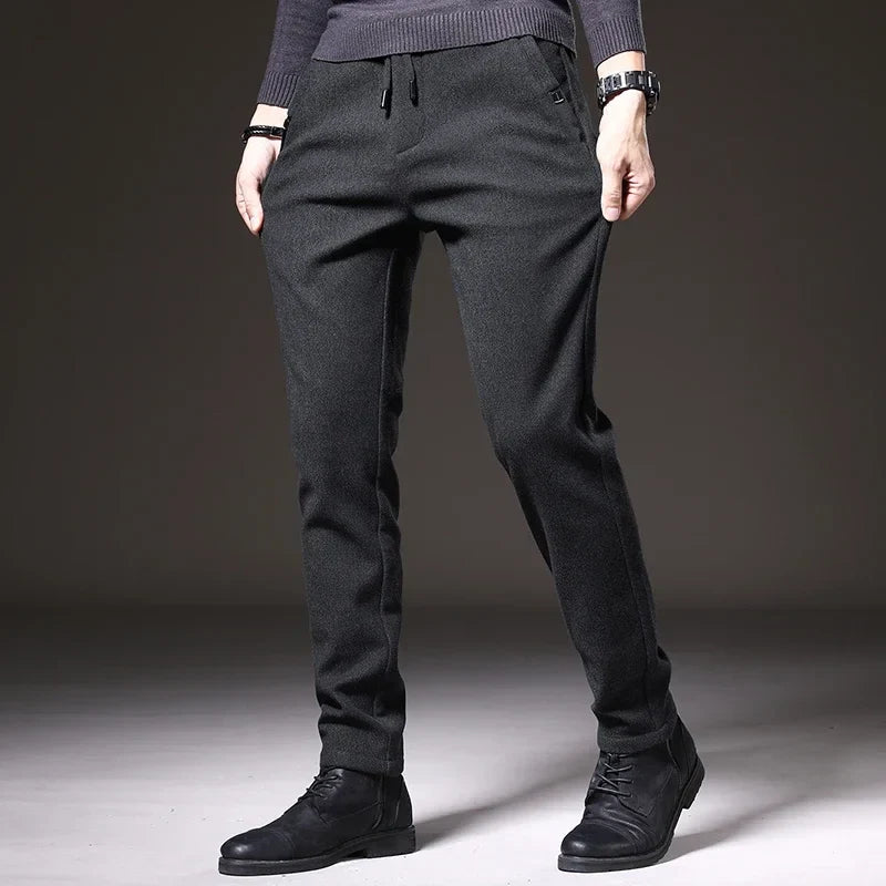 Pantaloni slim fit Aldrin™