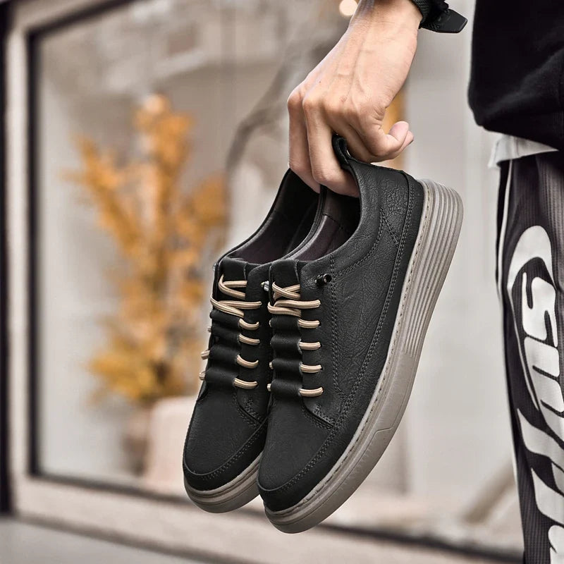 Klassiska sneakers i läder