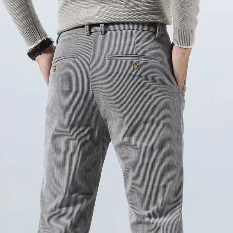 Schmal geschnittene Stretchhose aus Cordura