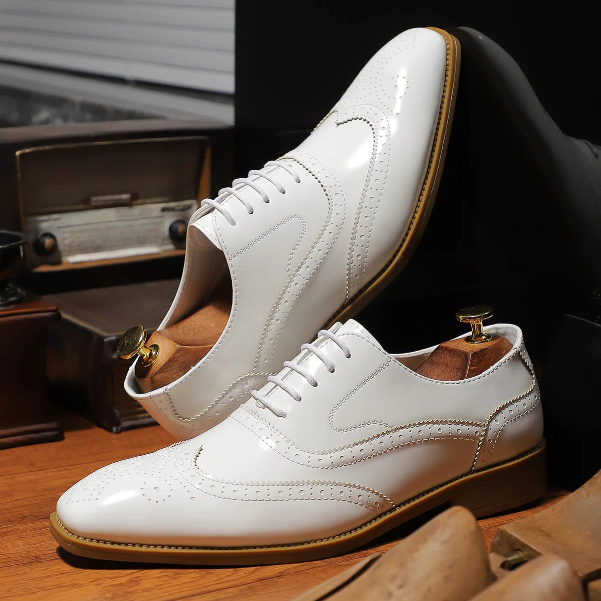 CASSIAN WINGTIP OXFORDS