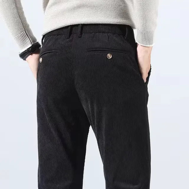 Schmal geschnittene Stretchhose aus Cordura