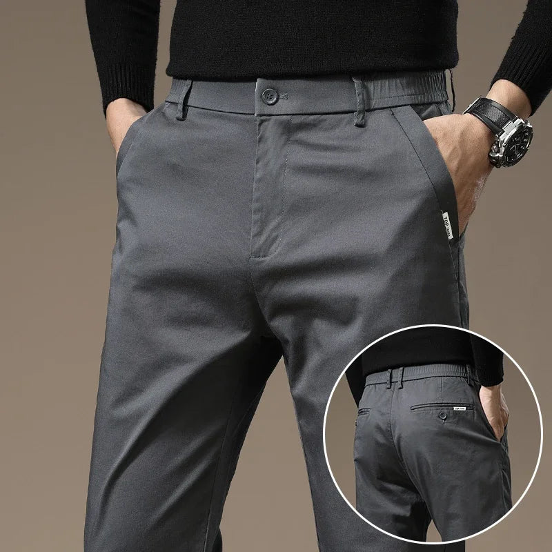 Pantaloni slim fit in puro cotone