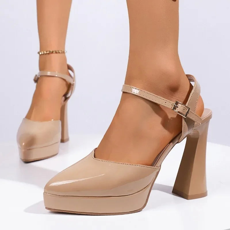 PRAVIA HEELS