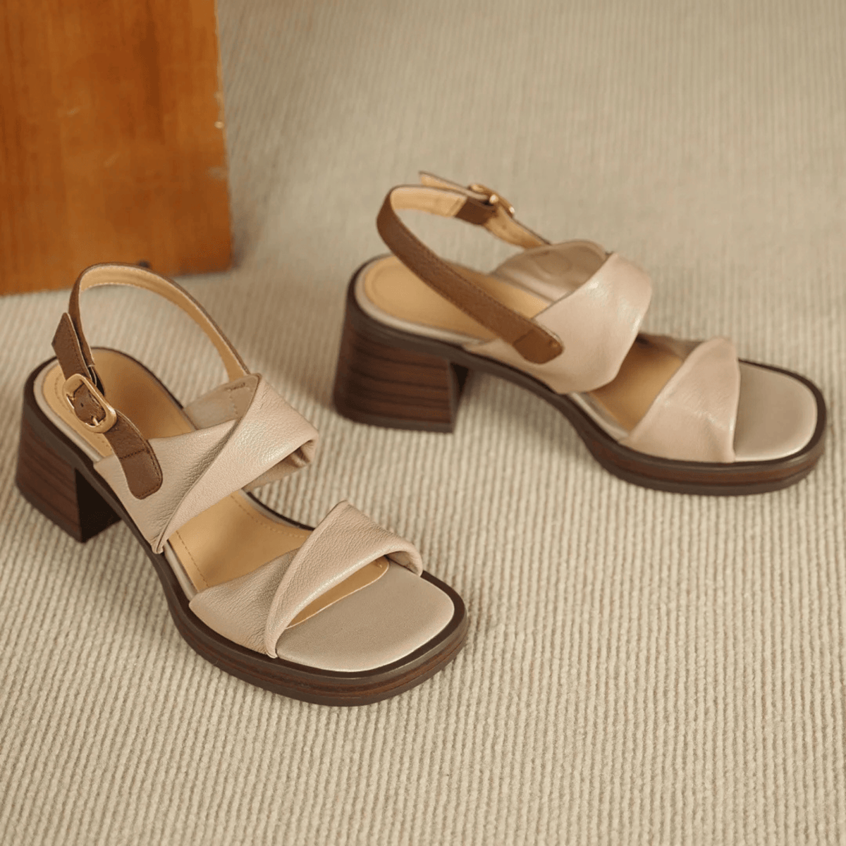 Maeve-sandaler i läder