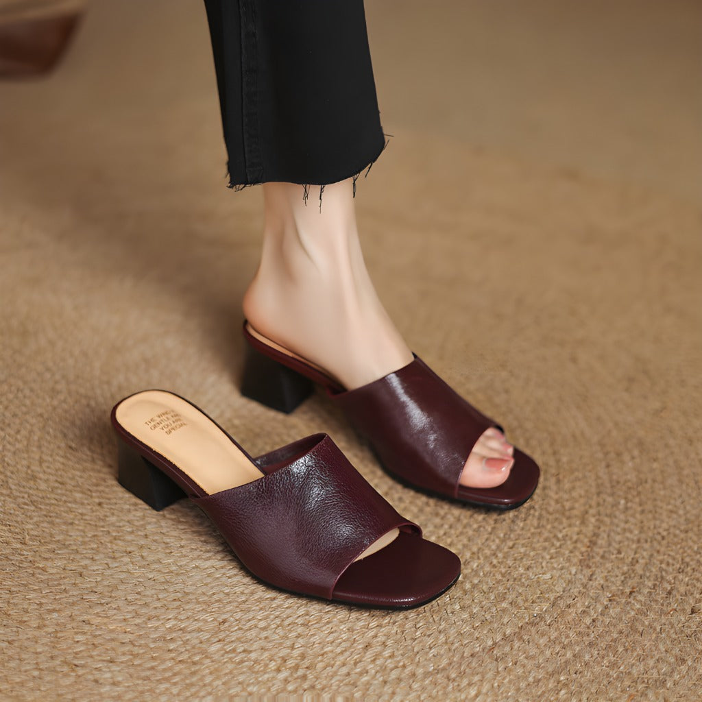 Mules de cuero genuino Lomar