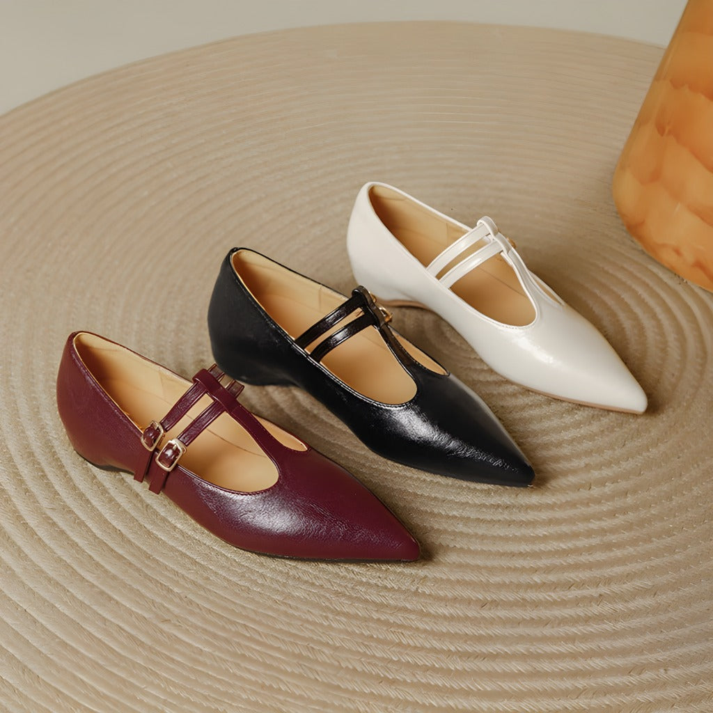 Tacones de cuero con doble tira en T Olara