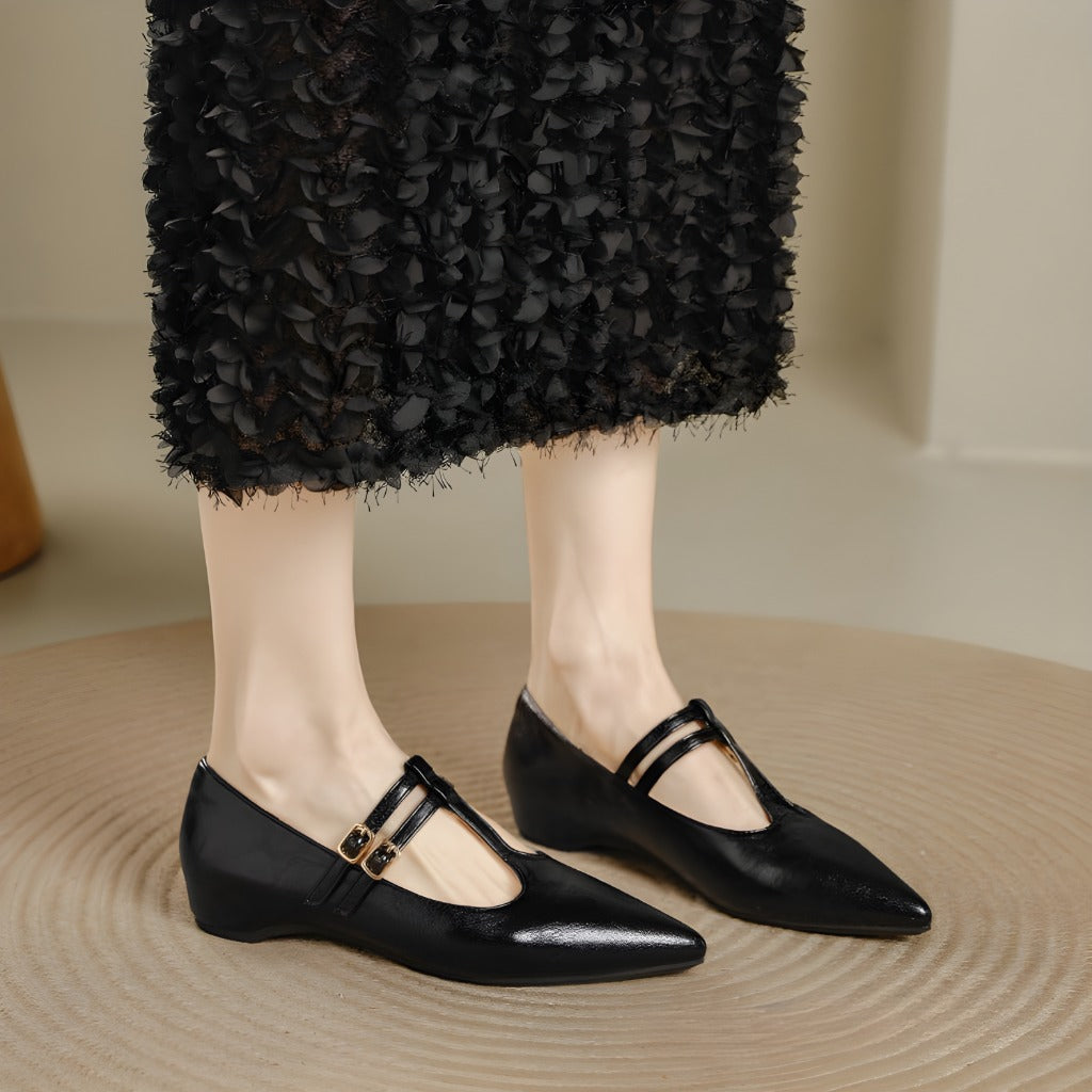 Tacones de cuero con doble tira en T Olara