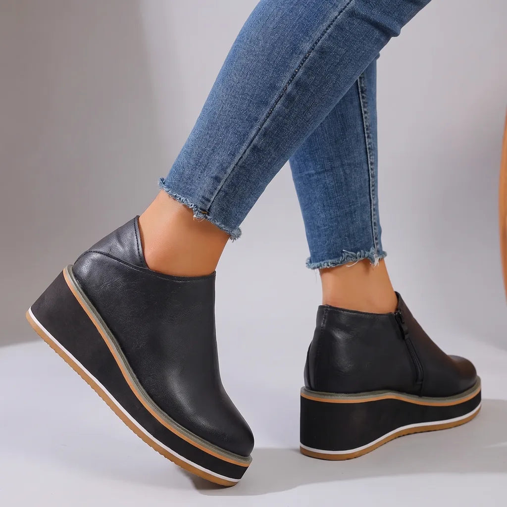 Aliza | Ortopediska halkfria ankelboots för dam