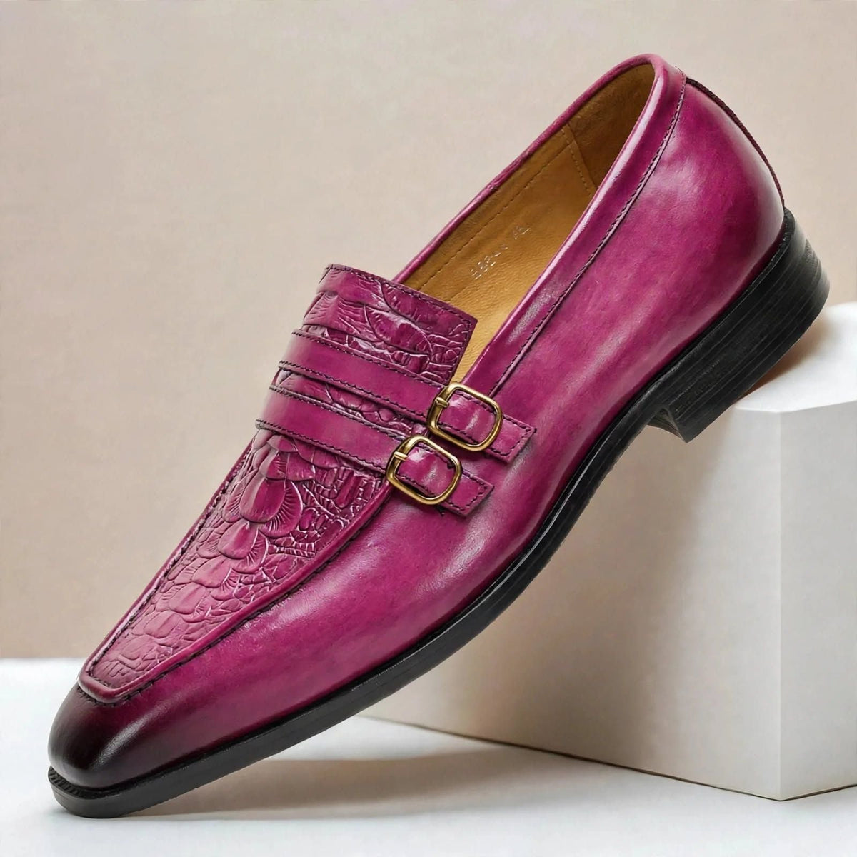 Alaric Cowhide Leather Loafers