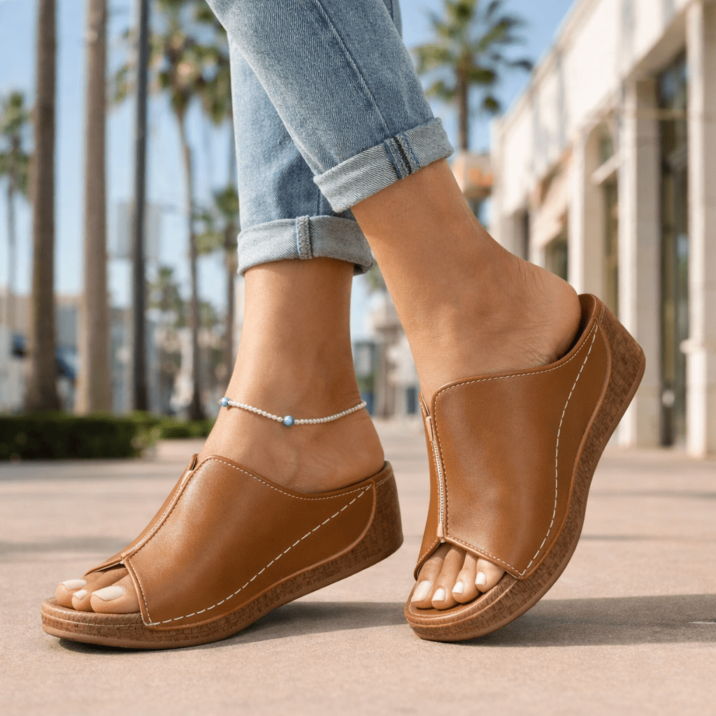 BIANCA LEATHER SANDALS - ARDEN ROVE