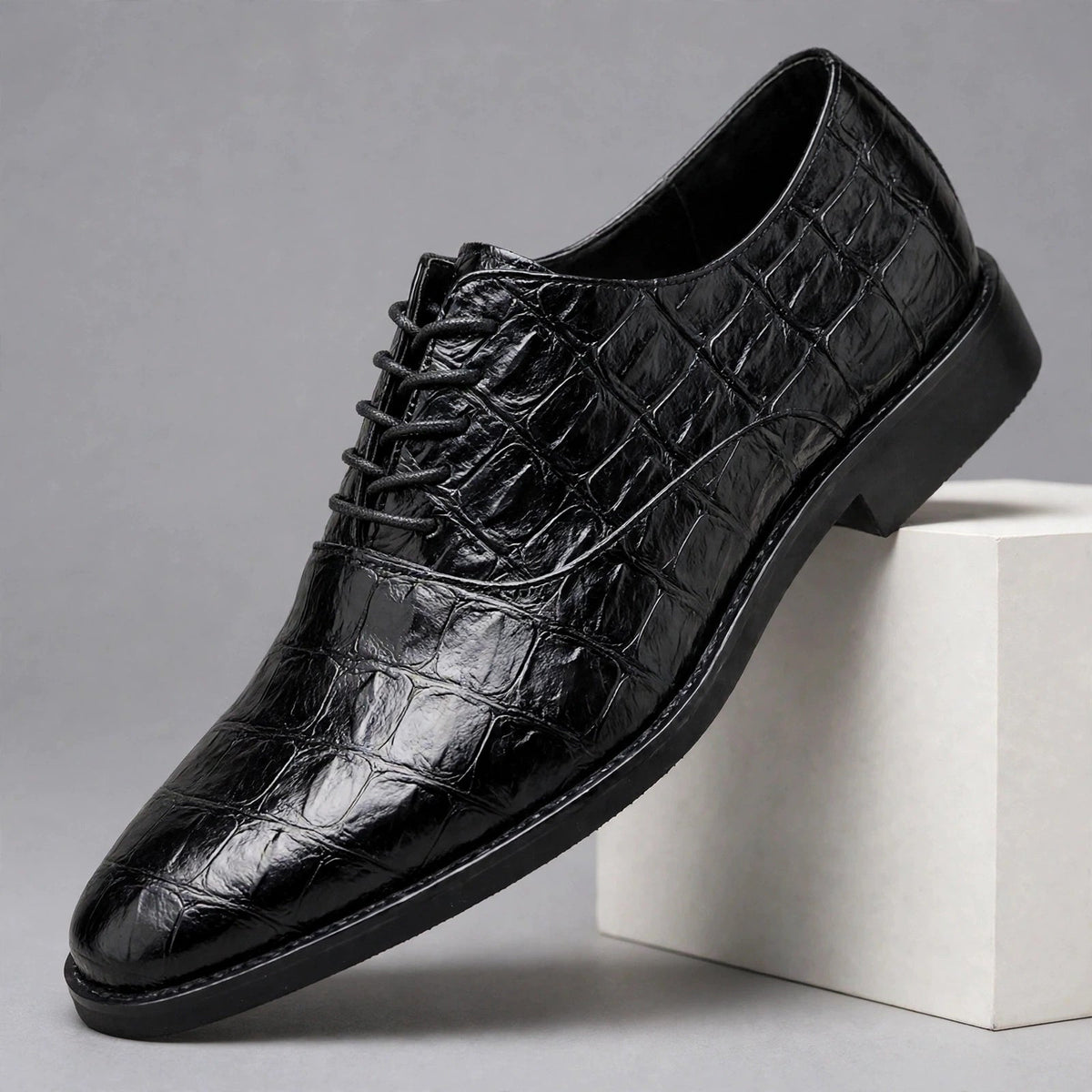 Zapatos Oxford de cuero con cordones Rovian