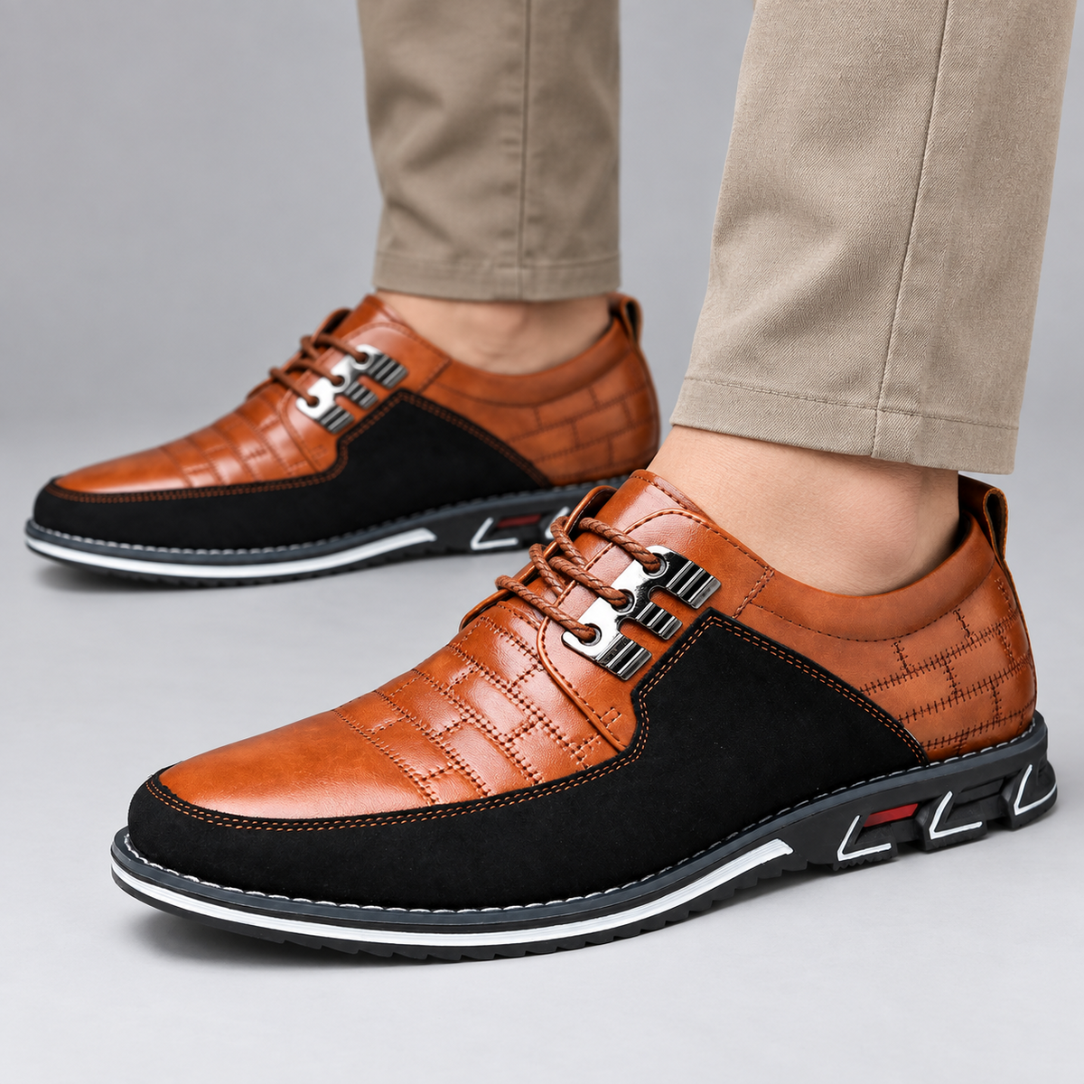 Sapatos de pele com atacadores Orlan
