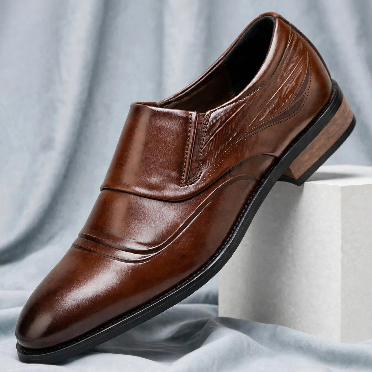 Denvor Businessschuhe aus strukturiertem Leder