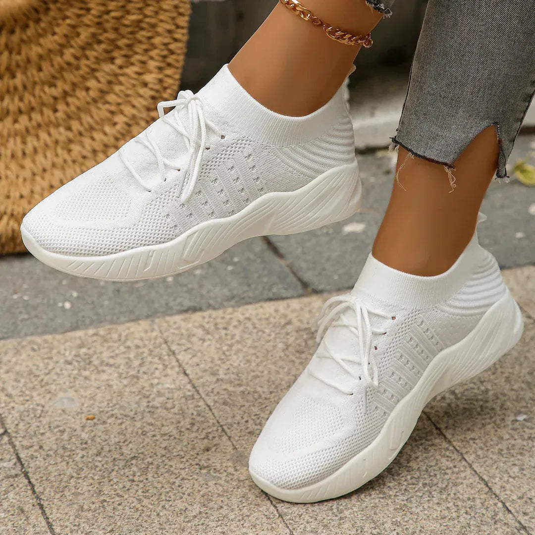Aira Flow Sneaker