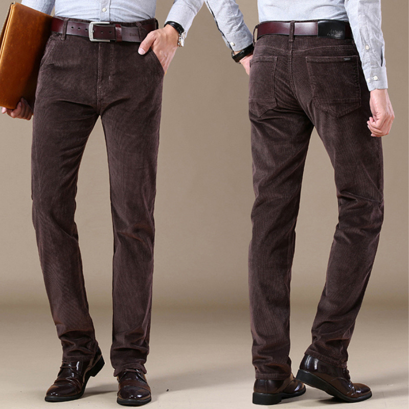 Klassische Cordhose
