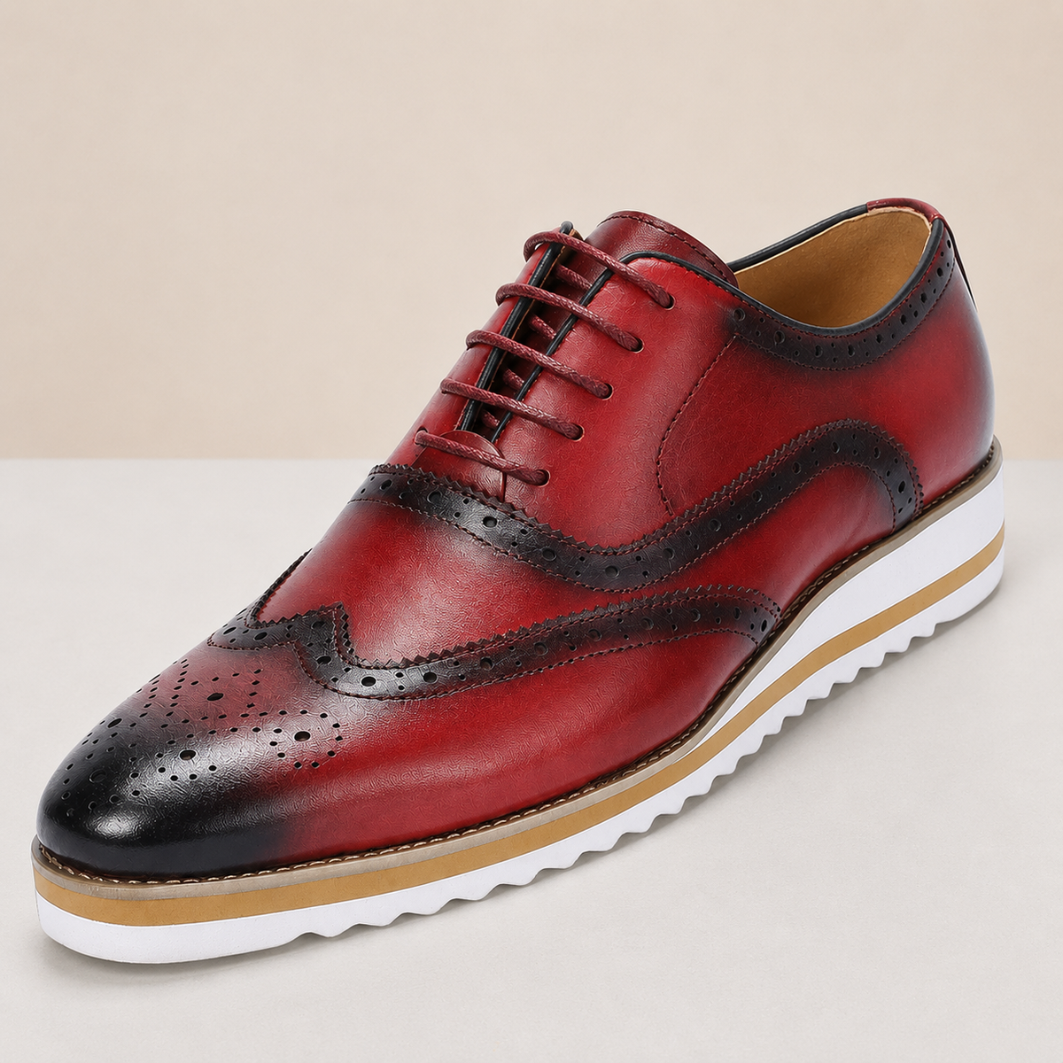 Sapatos Oxford Hudson em pele genuína com biqueira perfurada
