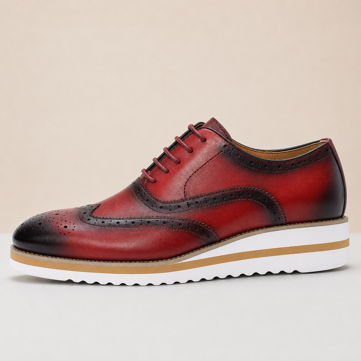 Sapatos Oxford Hudson em pele genuína com biqueira perfurada