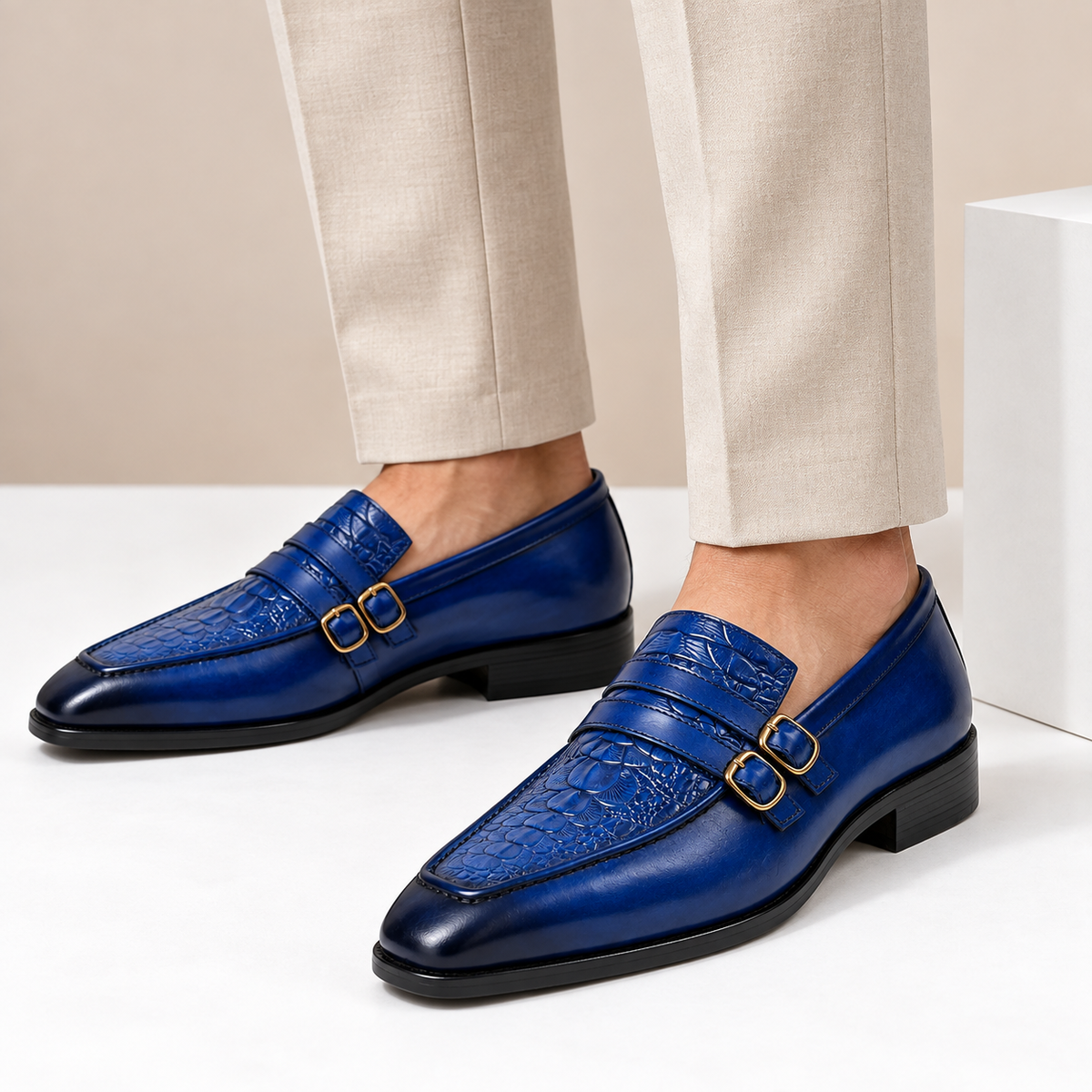Alaric Cowhide Leather Loafers