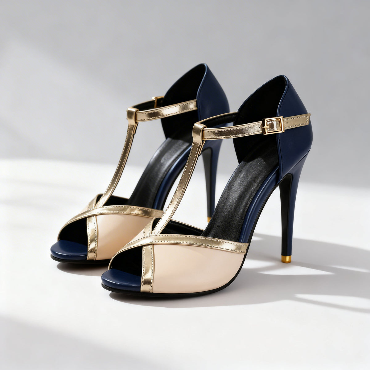 Tacones Felicia con tira en T