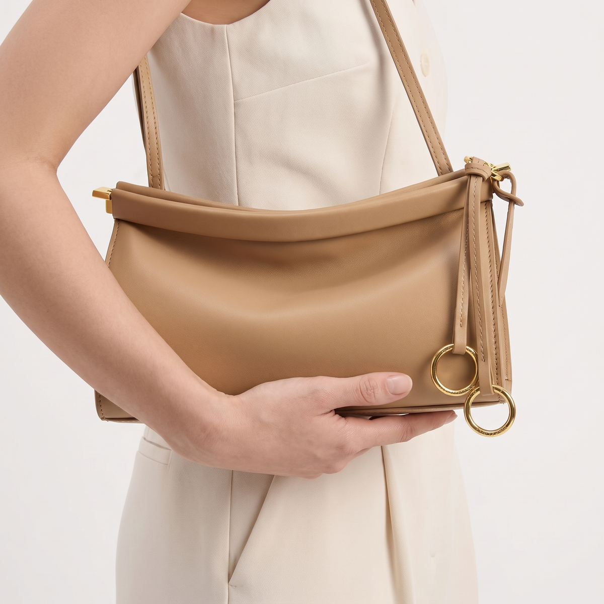 Theia Tasche