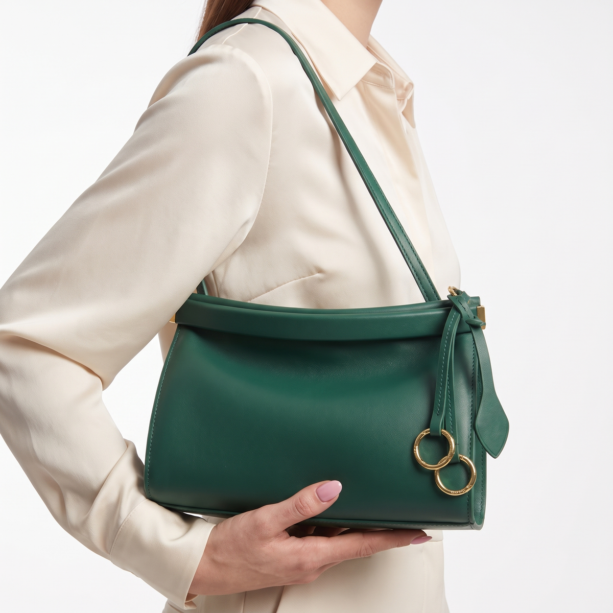 Theia Tasche