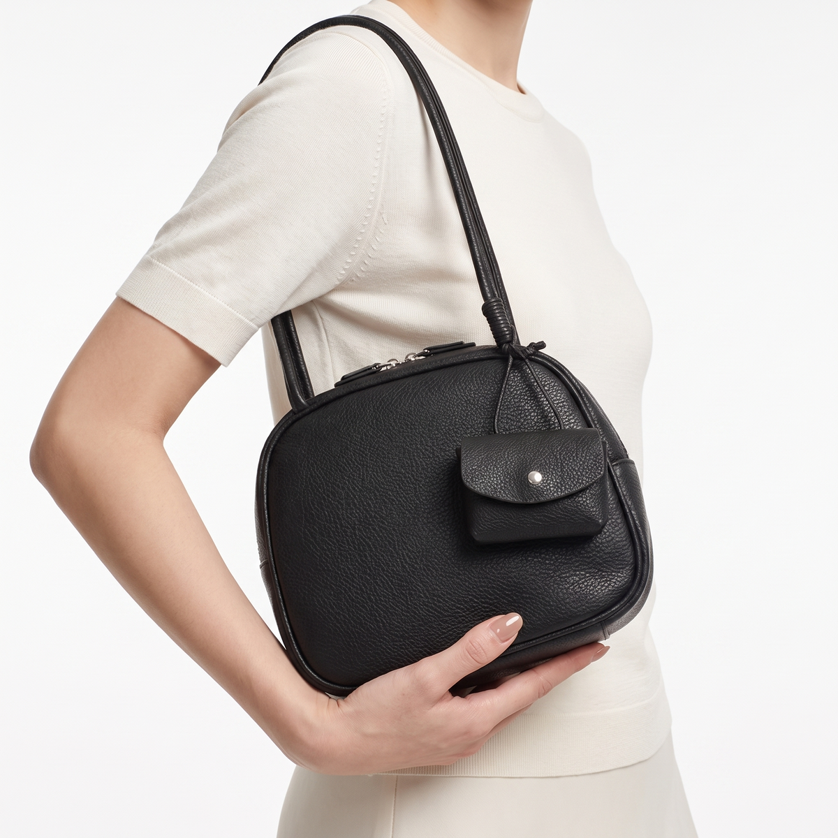 Amicia Tasche