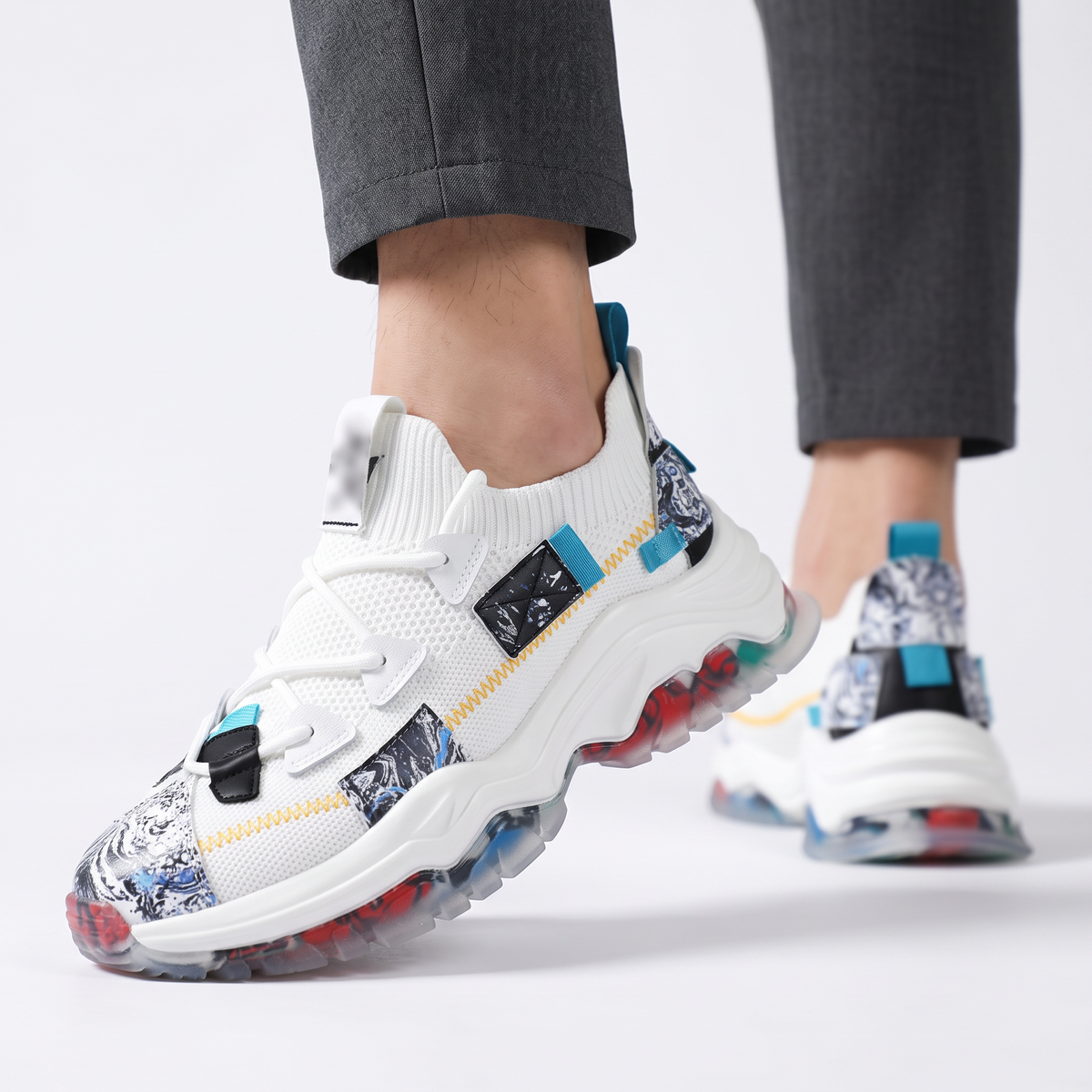 Leighton Sneaker