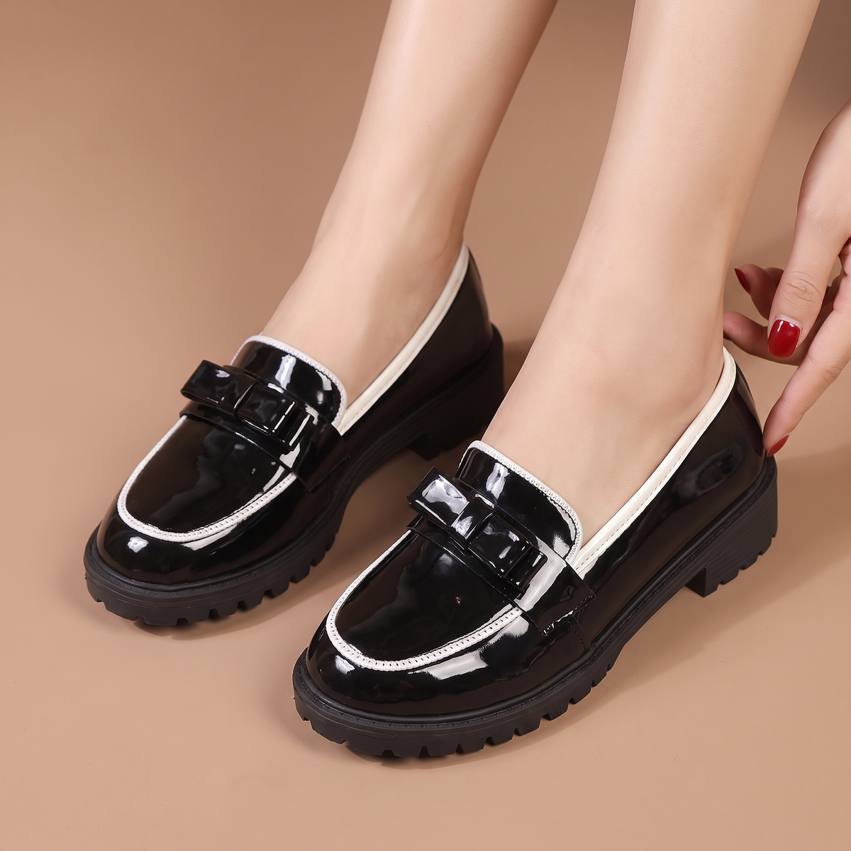 Sapphira Loafer
