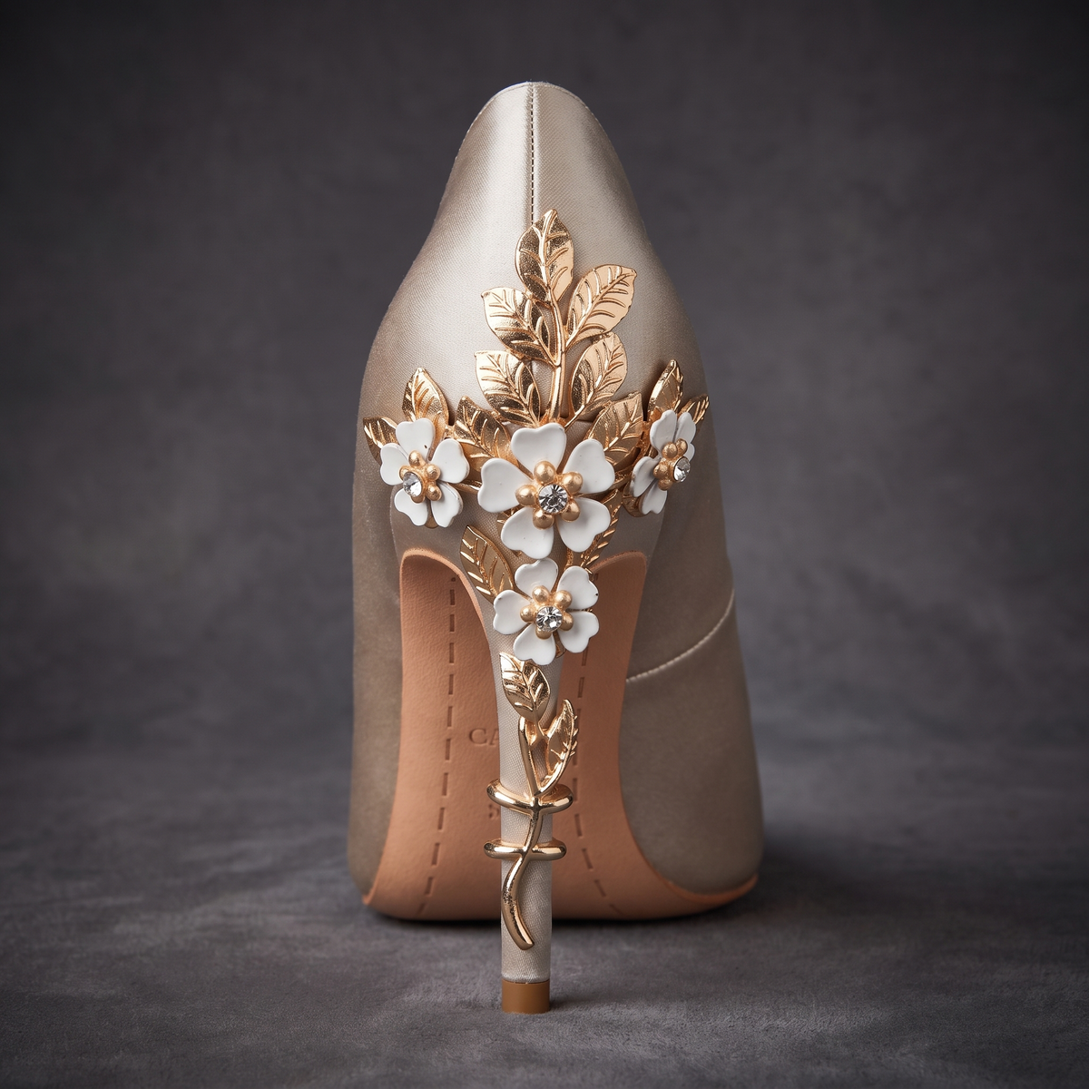 Talons Arabella