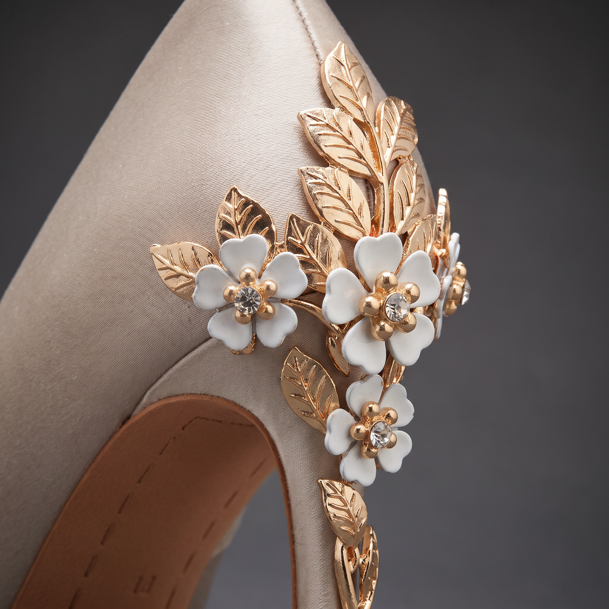 Talons Arabella