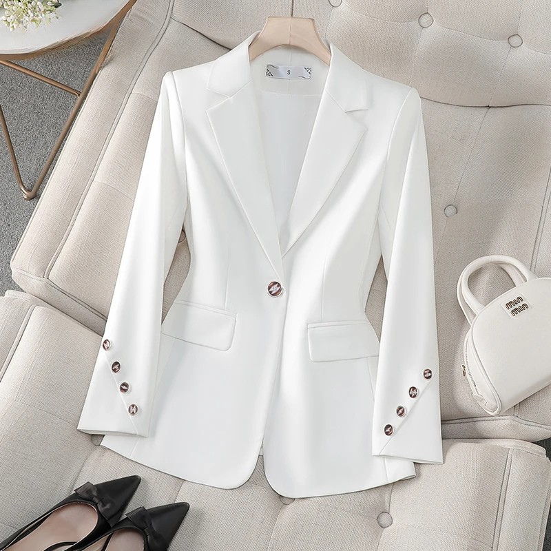 Bianca skräddarsydd blazer