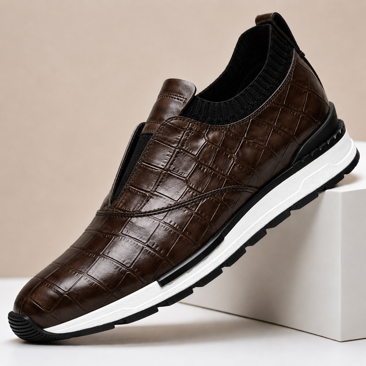 Sapatilhas Slip-On em Pele Genuína Darcel