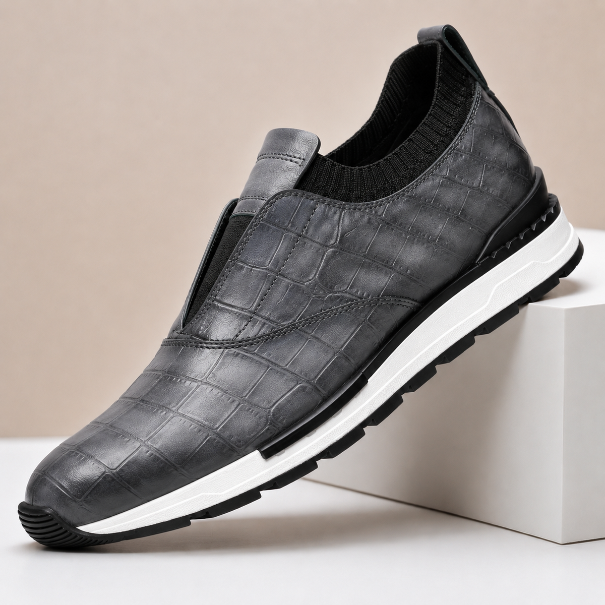 Sapatilhas Slip-On em Pele Genuína Darcel