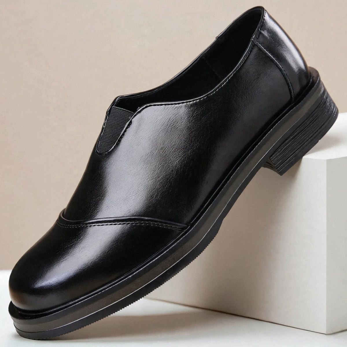 Mocasines Adrian de cuero genuino