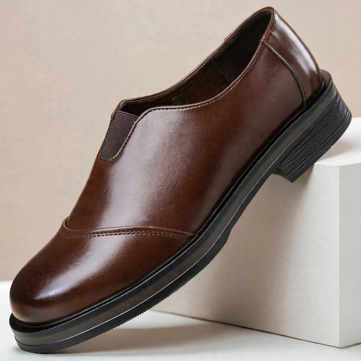 Mocasines Adrian de cuero genuino