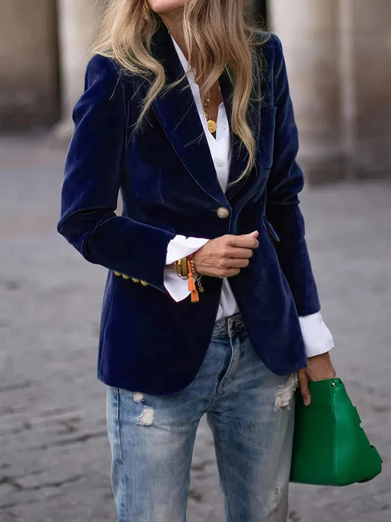 Blazer de terciopelo Erin con botones dorados