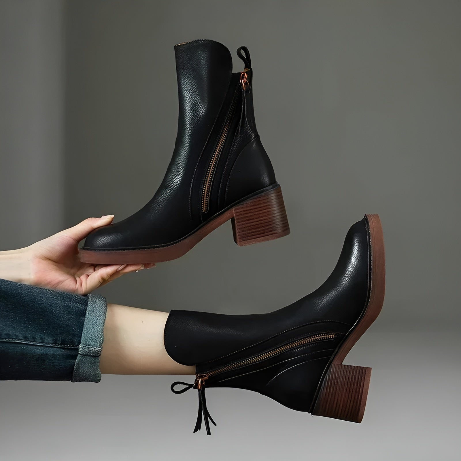 LIVIA ANKLE BOOTS