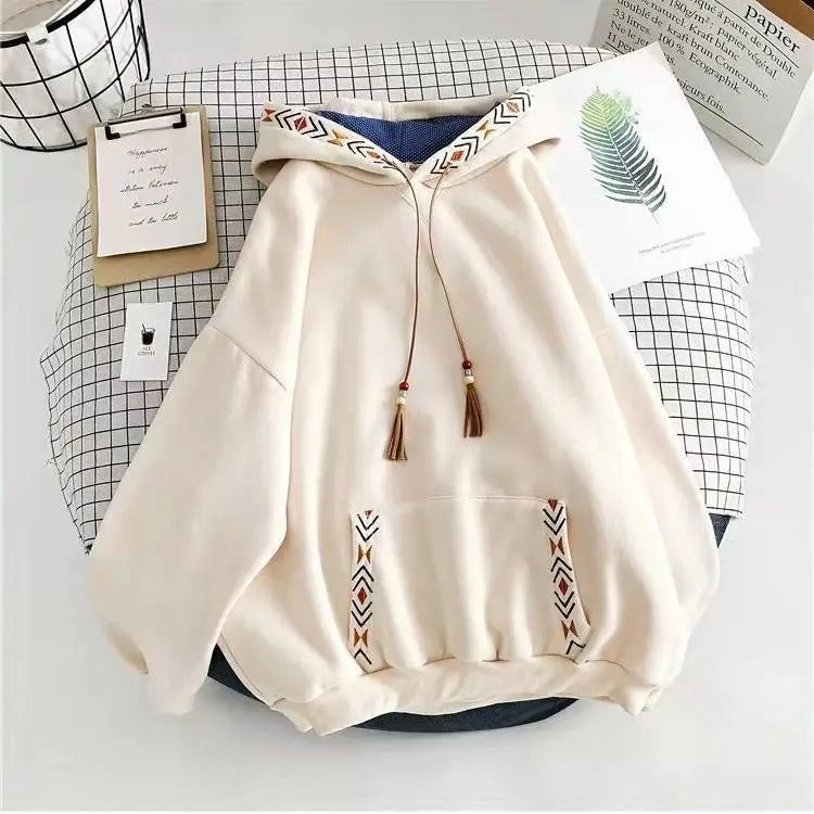 Vintagehoodie med tofsar