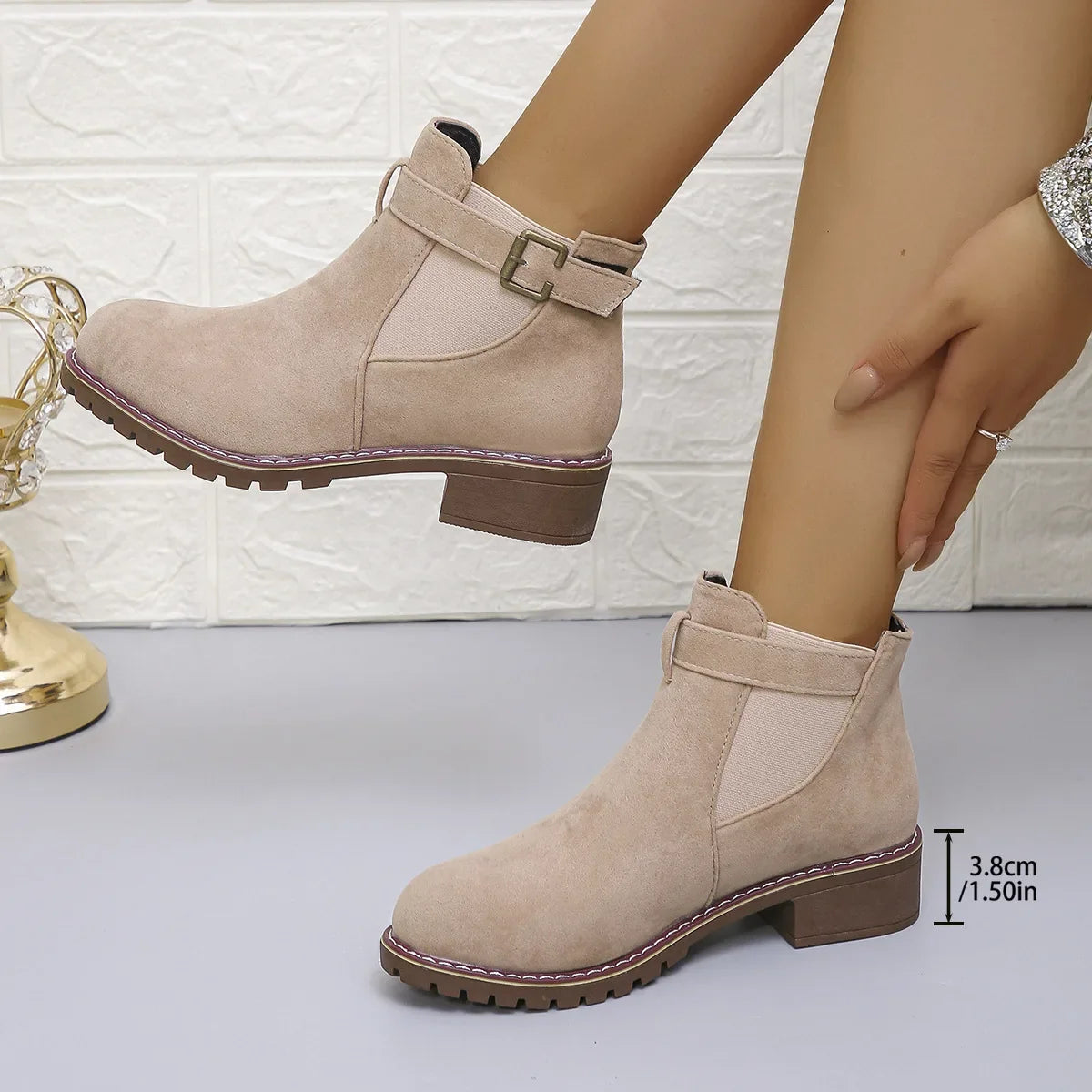 Neha  | Ortopediska ankelboots för dam