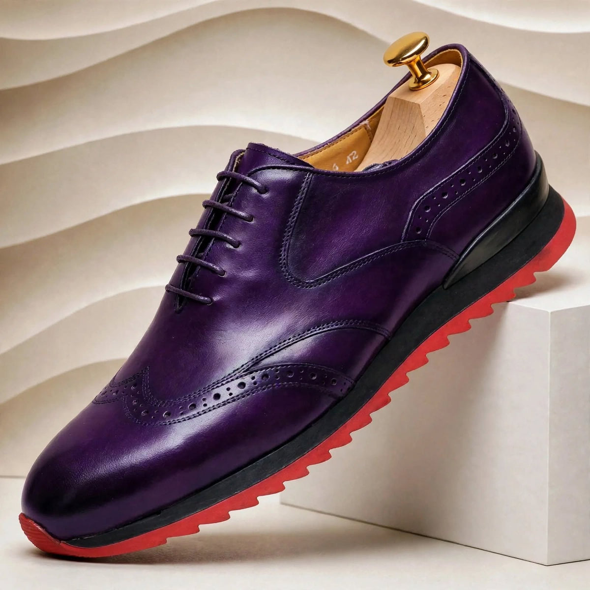 Sneakers Corvino in pelle di vacchetta