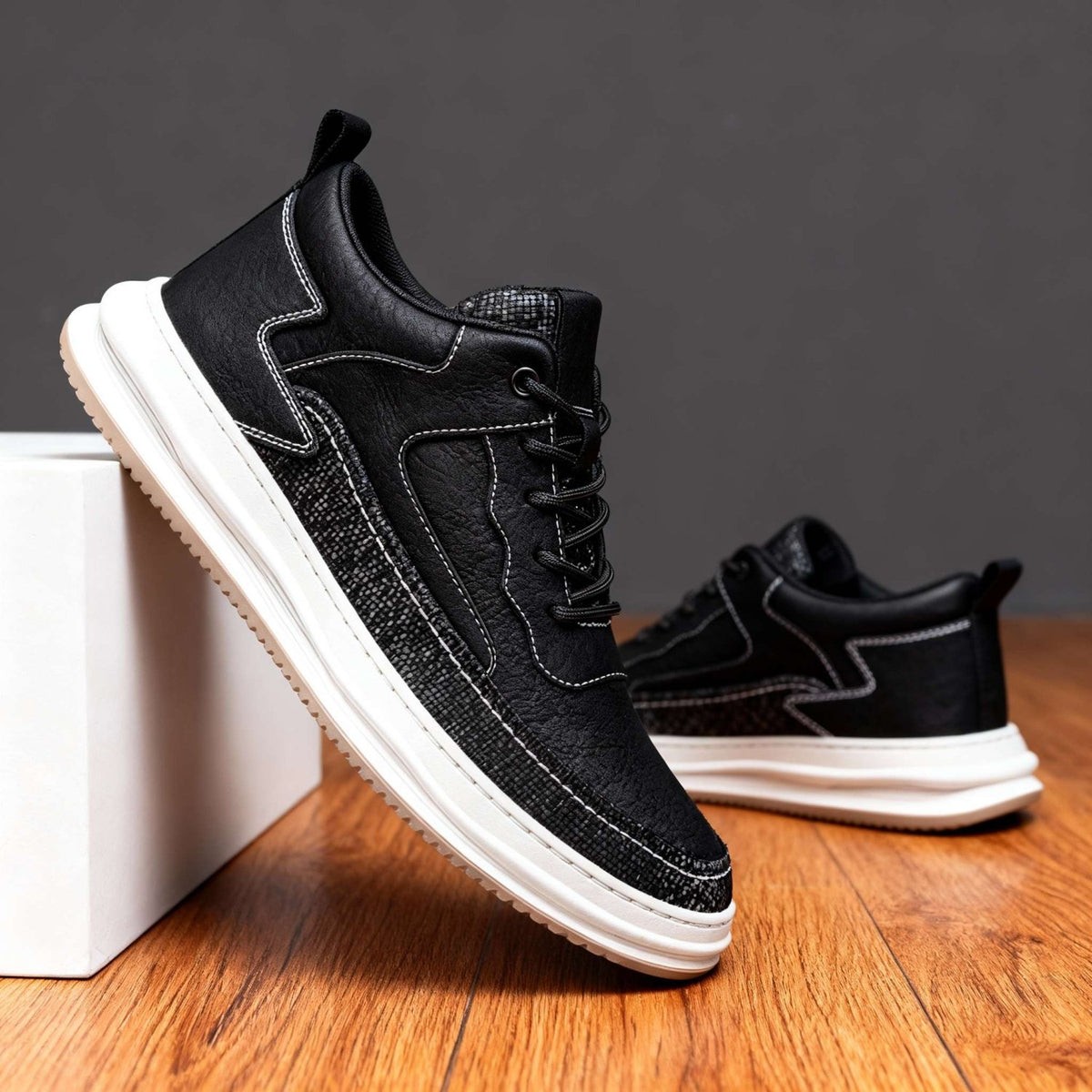 Travis Page | men's Leather Sneakers - ARDEN ROVE