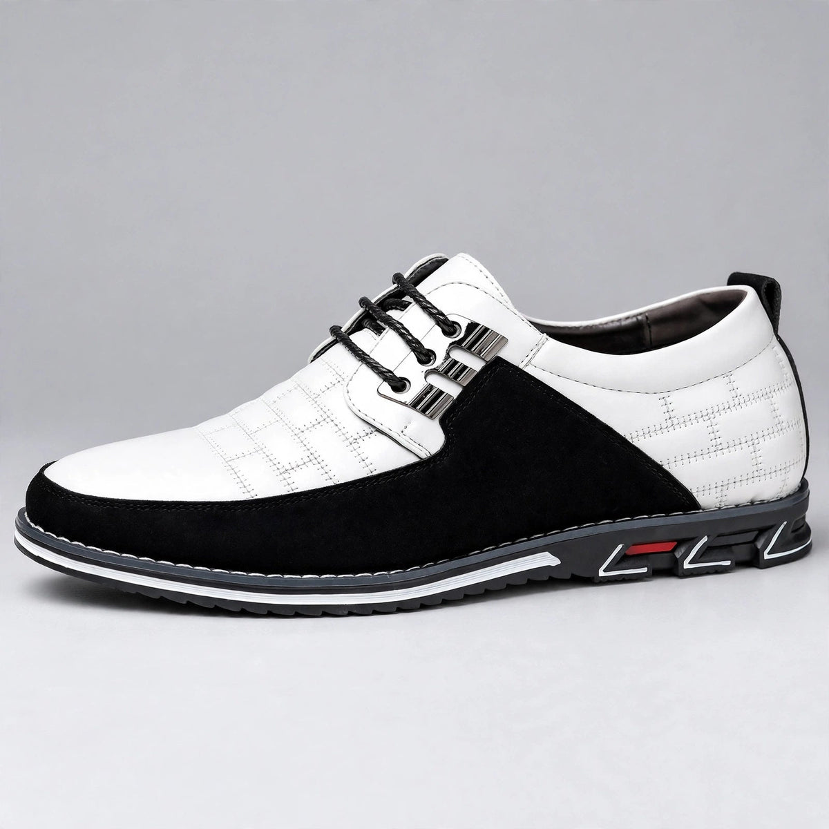 Sapatos de pele com atacadores Orlan
